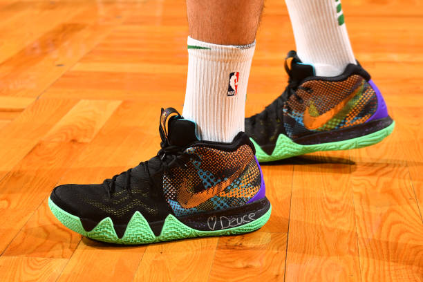 Jayson Tatum Kyrie 4